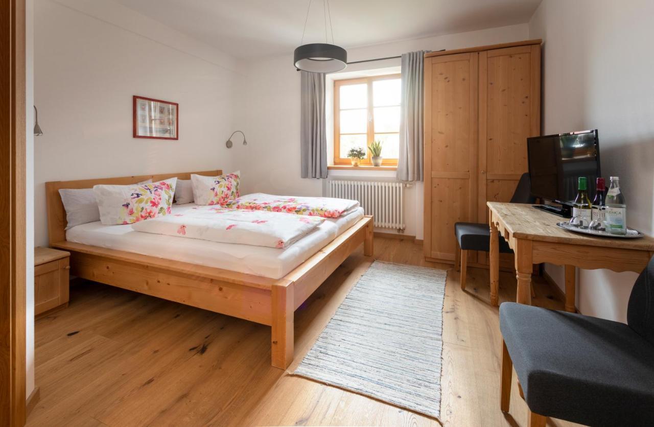 Pension Bernhardhof Otterfing Luaran gambar