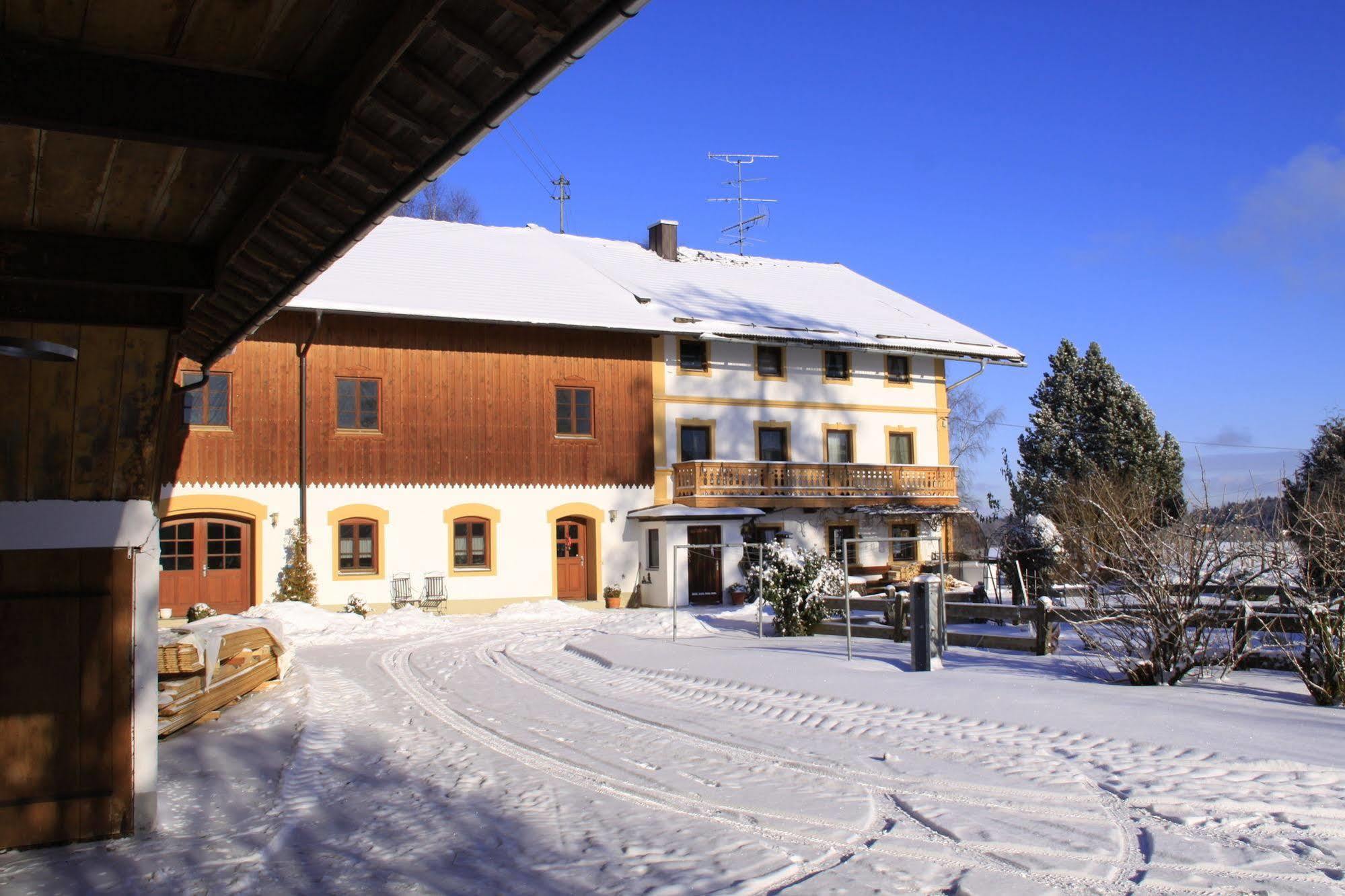 Pension Bernhardhof Otterfing Luaran gambar