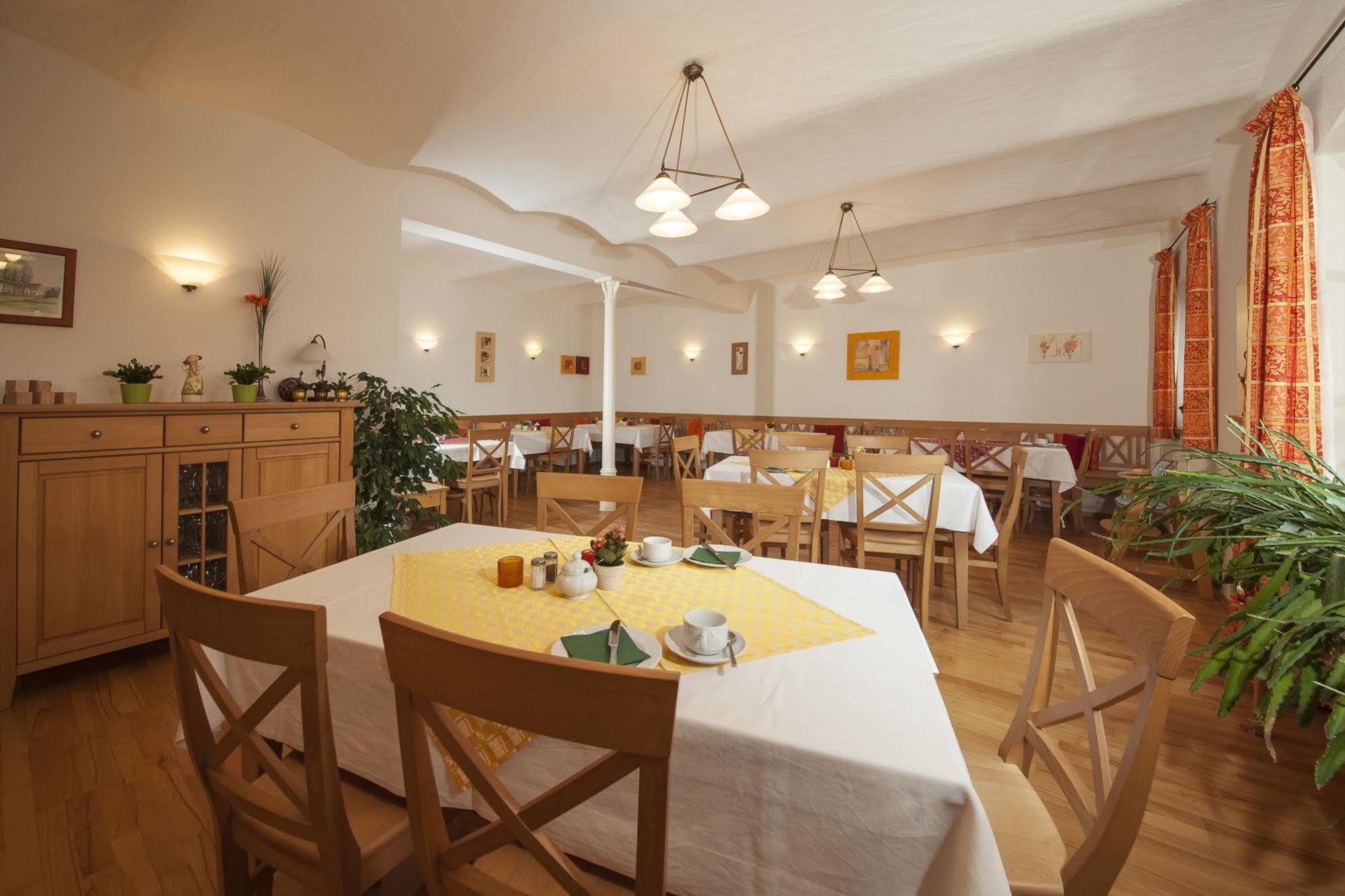 Pension Bernhardhof Otterfing Luaran gambar